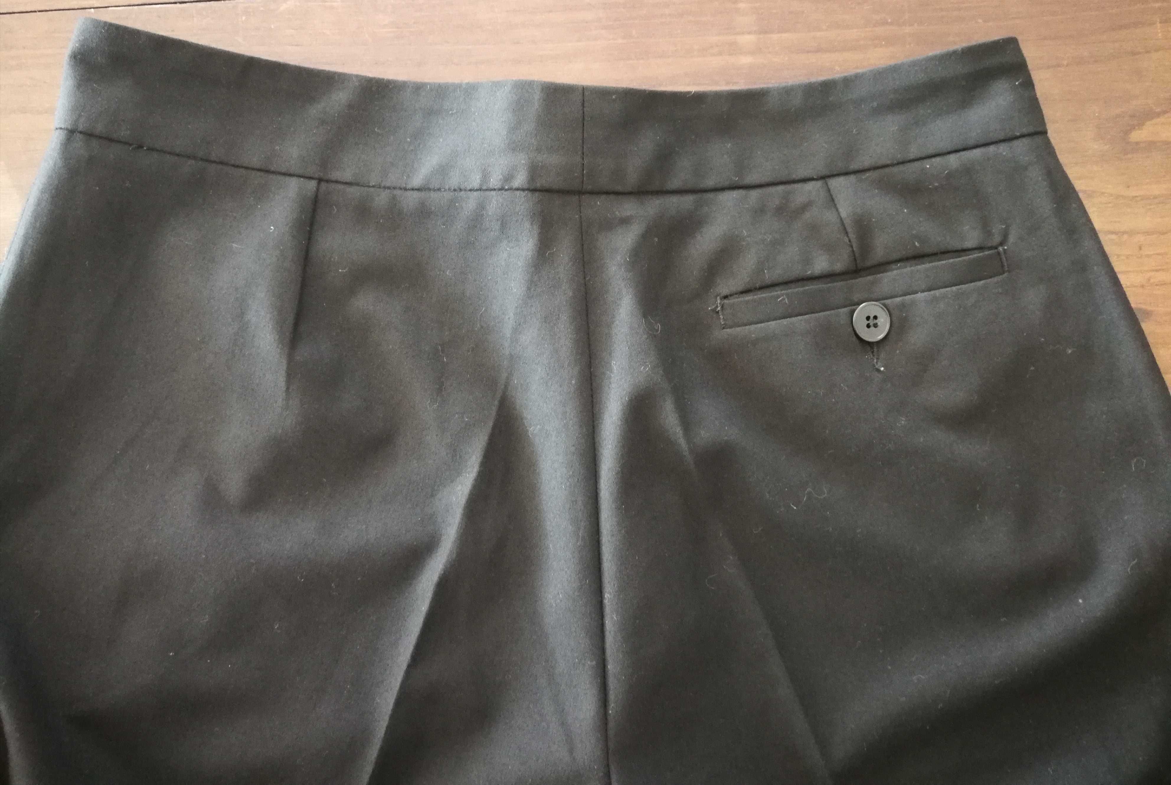 Bonitas calças de corte clássico
