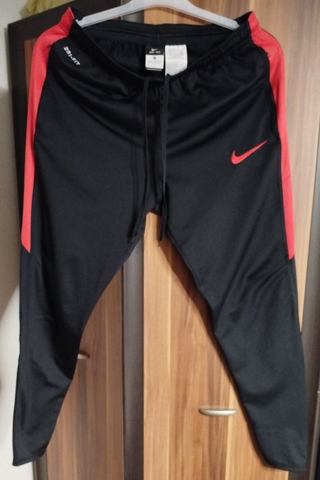 Spodnie dresowe męskie Nike Dri Fit rozmiar M stan idealny