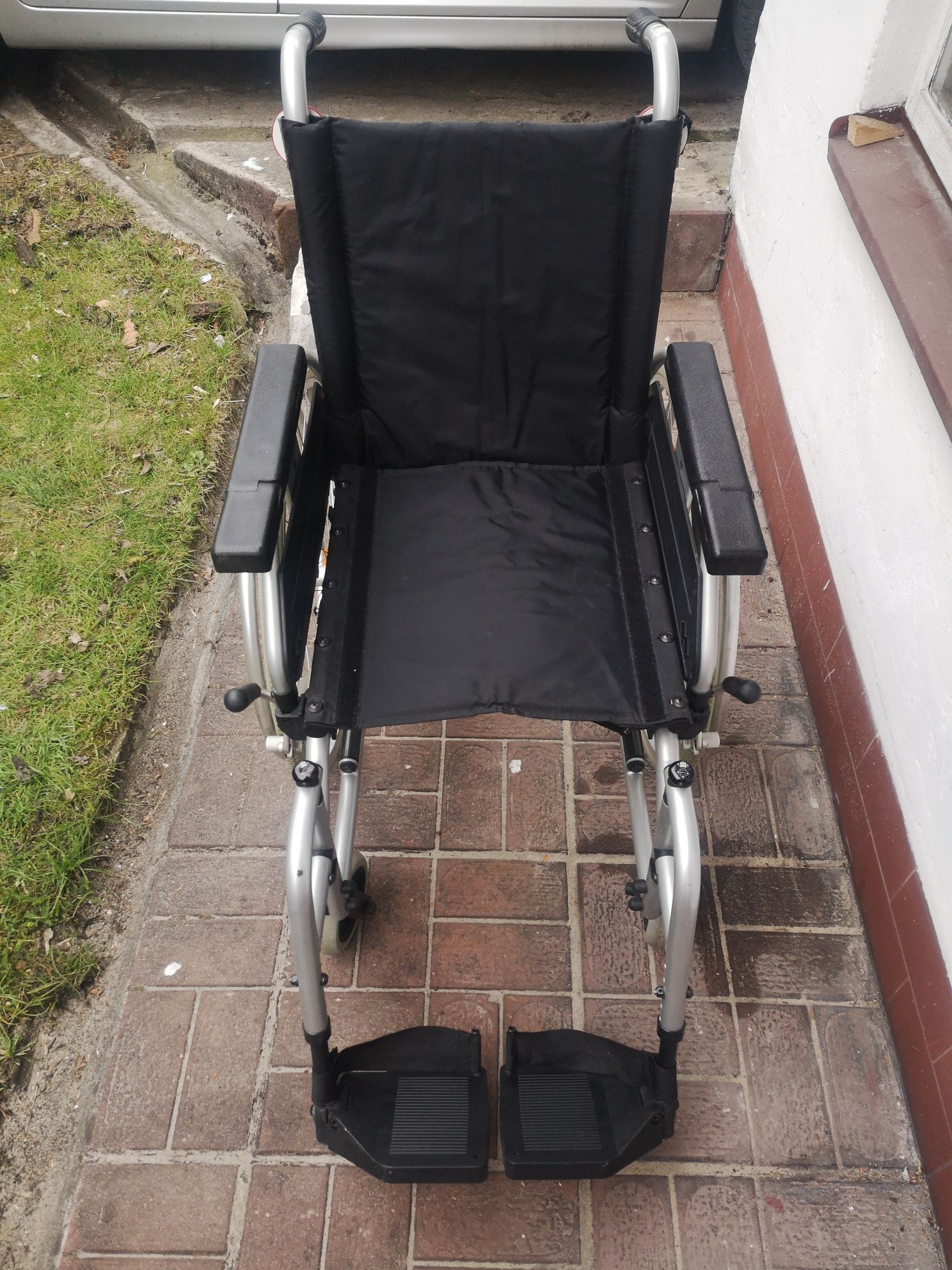 Wozek inwalidzki B&B