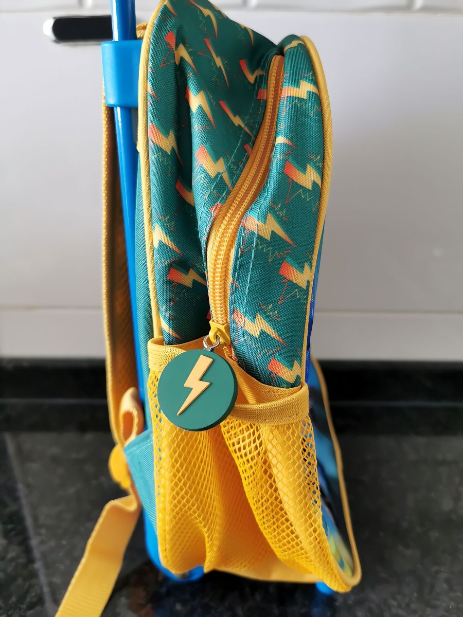 Mochila com Rodas Pinypon Action para Criança