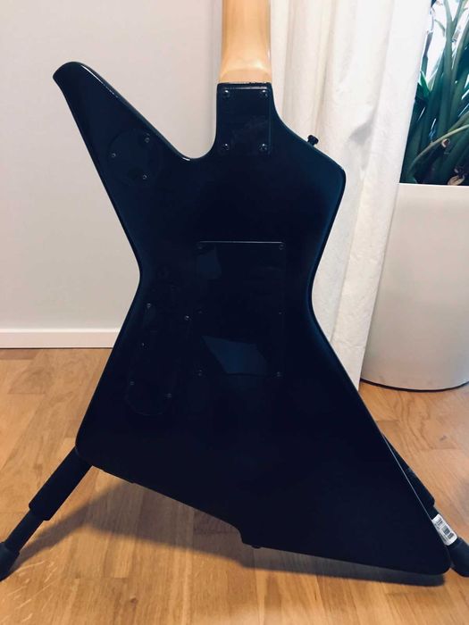 Ibanez Destroyer MED320EX (Explorer) 1993 Корея Н-Н +кейс Ibanez ЕХ