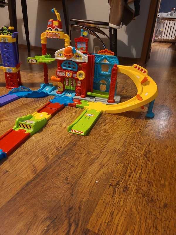 Zestaw tutut autka VTech