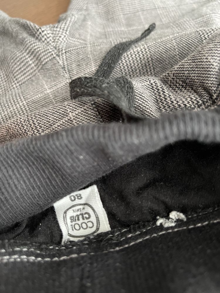 Eleganckie szare spodnie chłopięce w kratę Cool Club r. 80