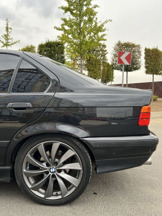 Продам BMW e36 Кожа Клімат робочий!