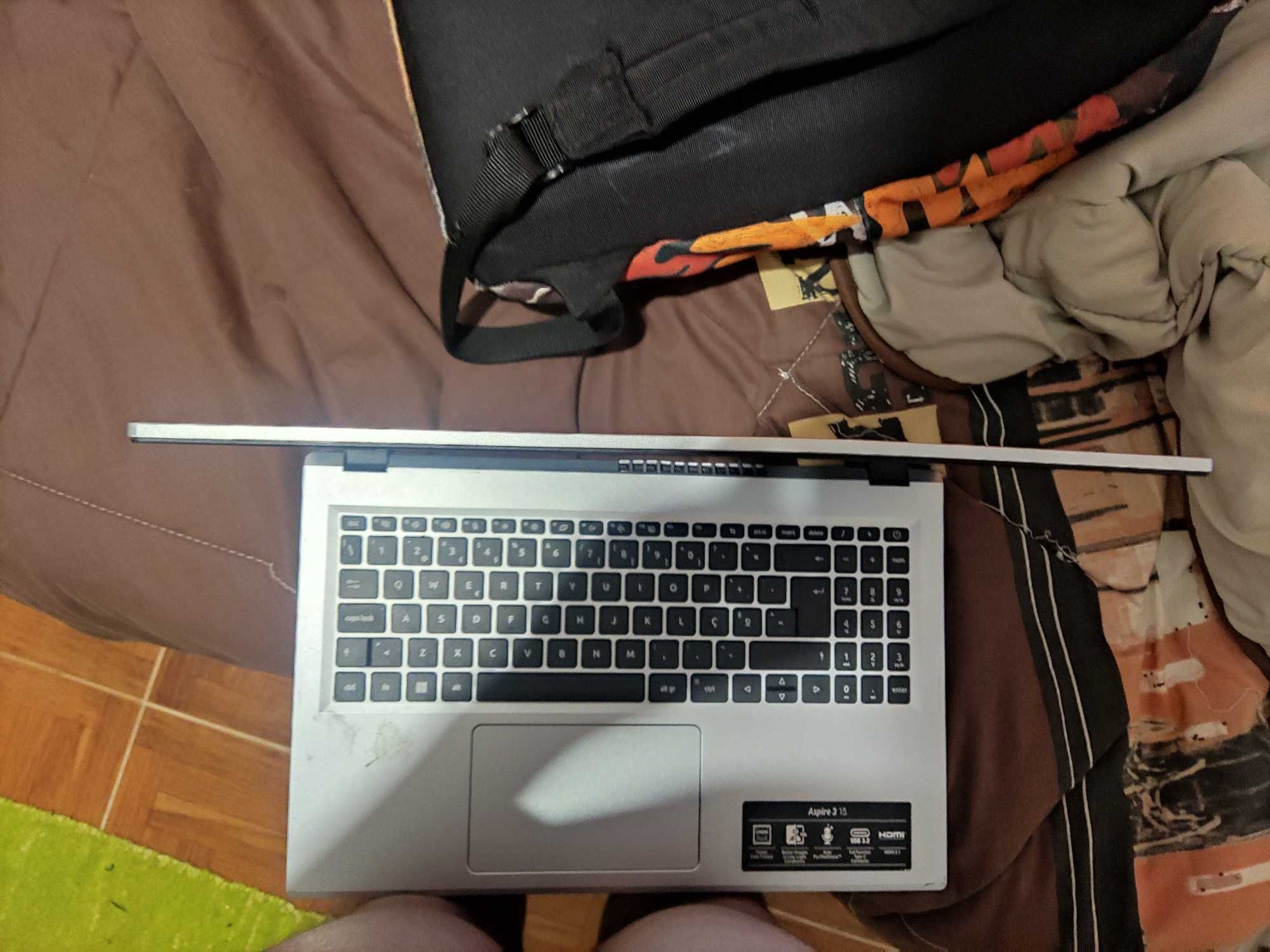 Acer aspire 315-24p ryzen 5  and Radeon 610m(monitor curvo) 180€ lê