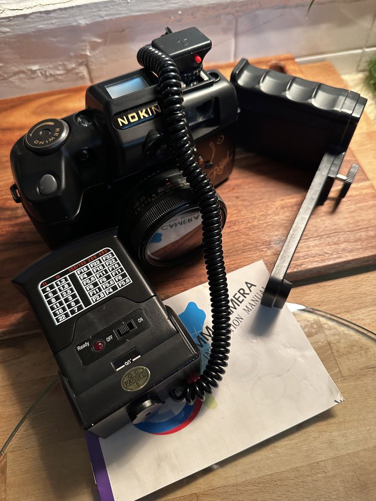 Maquina de rolo vintage 35 mm nokina