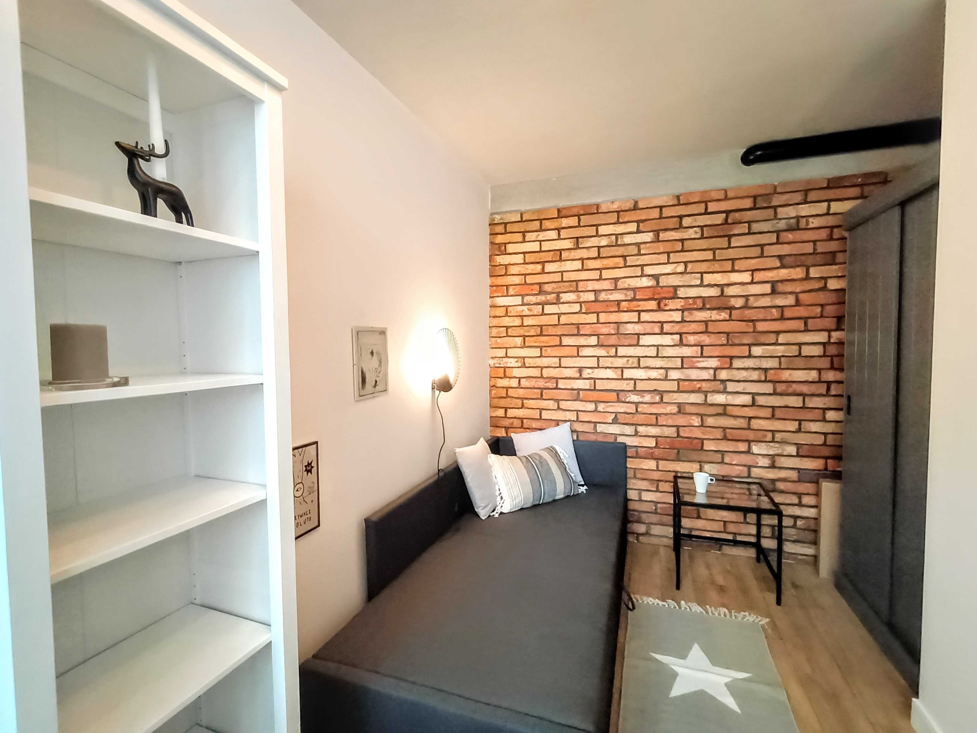 Klimatyzowany apartament z 2 sypialniami - Powiśle, koło Bulwarów