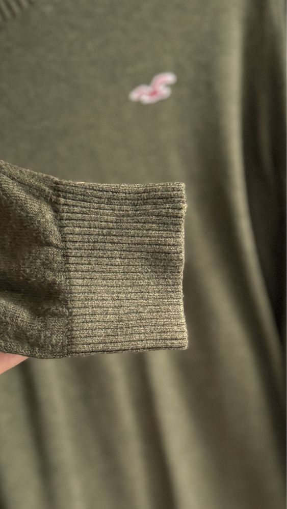 Sweter męski z wiskozy khaki S Holister
