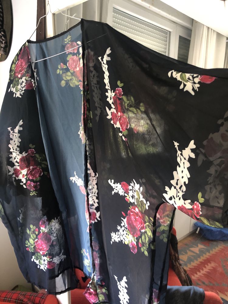 Kimono floral tamanho L