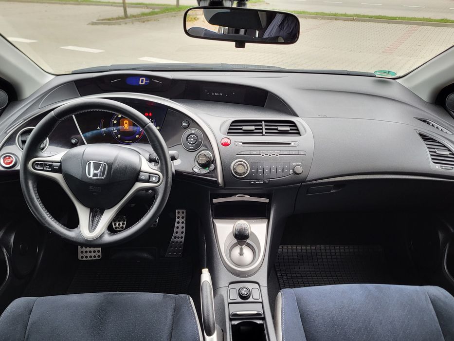 Civic ufo 2008 r piękna 1.4  benzyna servisbenz faktura