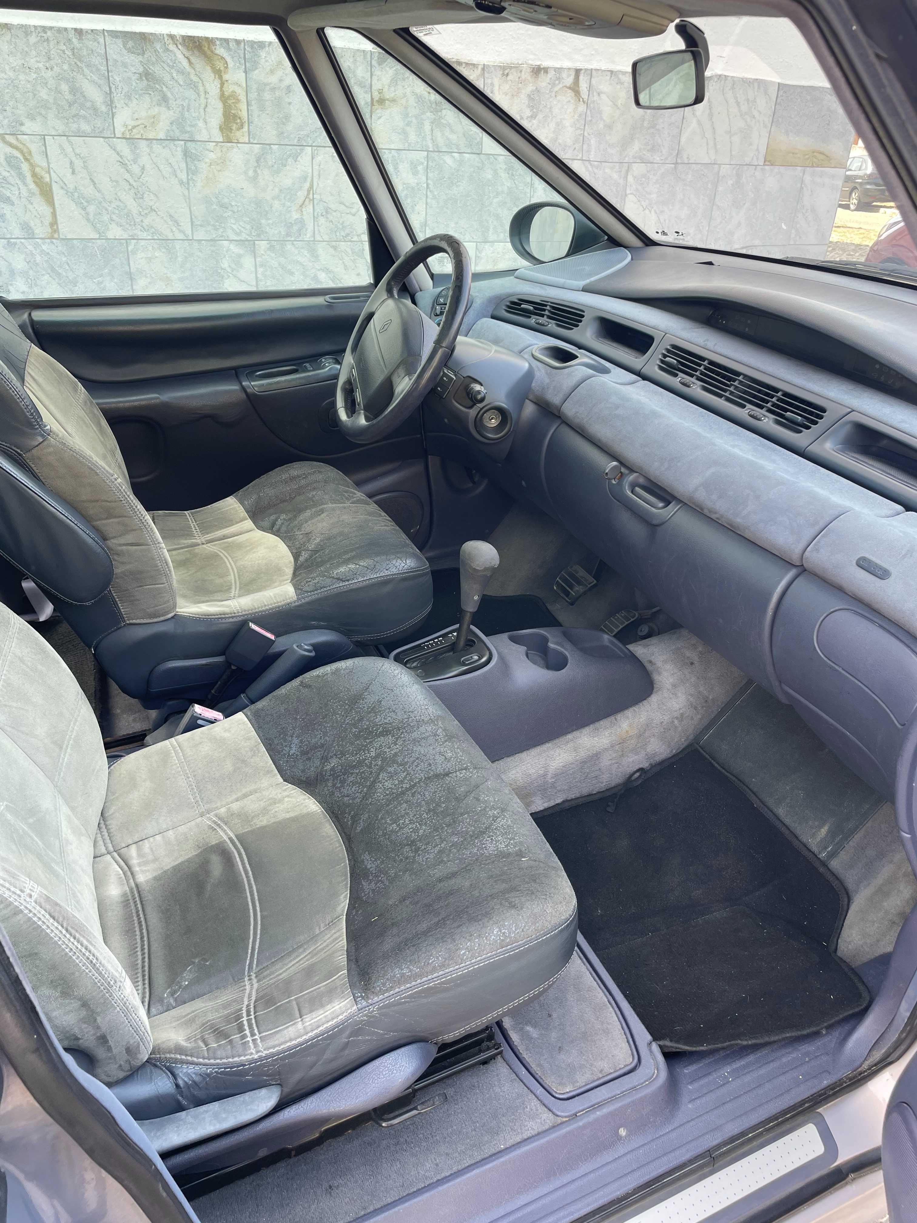 Renault Grand Espace 3.0 v6 24v 190cv, 266 000km