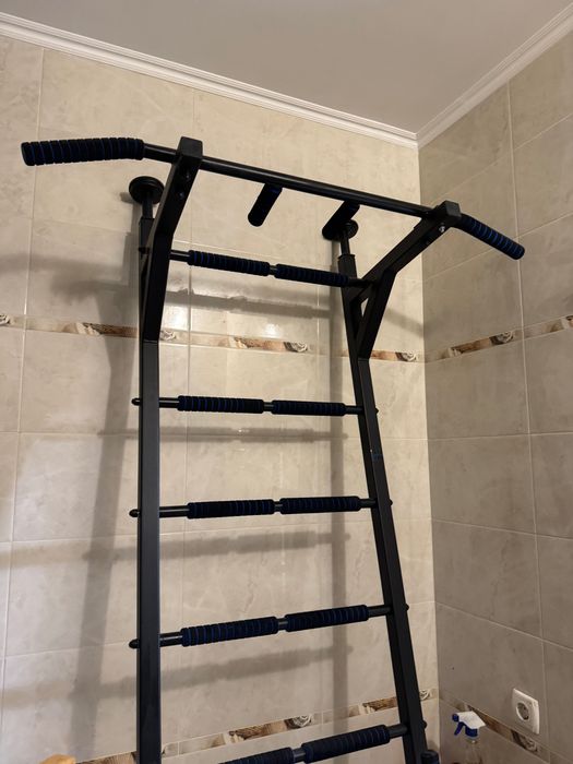 Продам шведську СТІНКУ