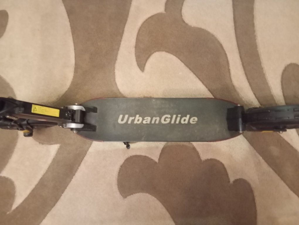 Електросамокат URBAN GIIDE