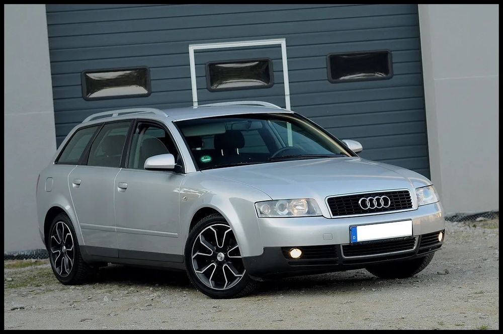 Audi A4 Avant A4 B6 Avant 1.6 102KM Climatronic Elektryka Tempomat Felgi 17 Zadbana