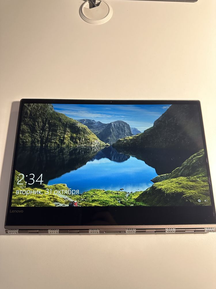 Ноутбук Lenovo Yoga  14" i7/8GB/256SSD