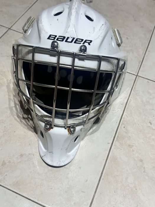 Hockey helmet goalkeeper