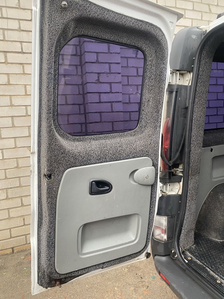 Продам Opel Vivaro Renault Trafic Nissan Primastar перший власник