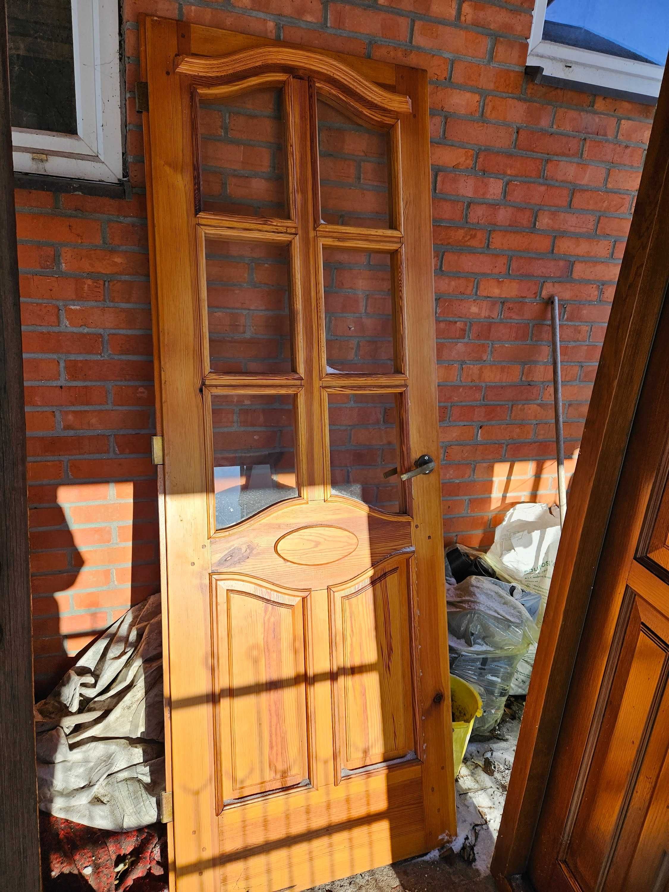 Drzwi balkonowe drewniane wewnętrzne
