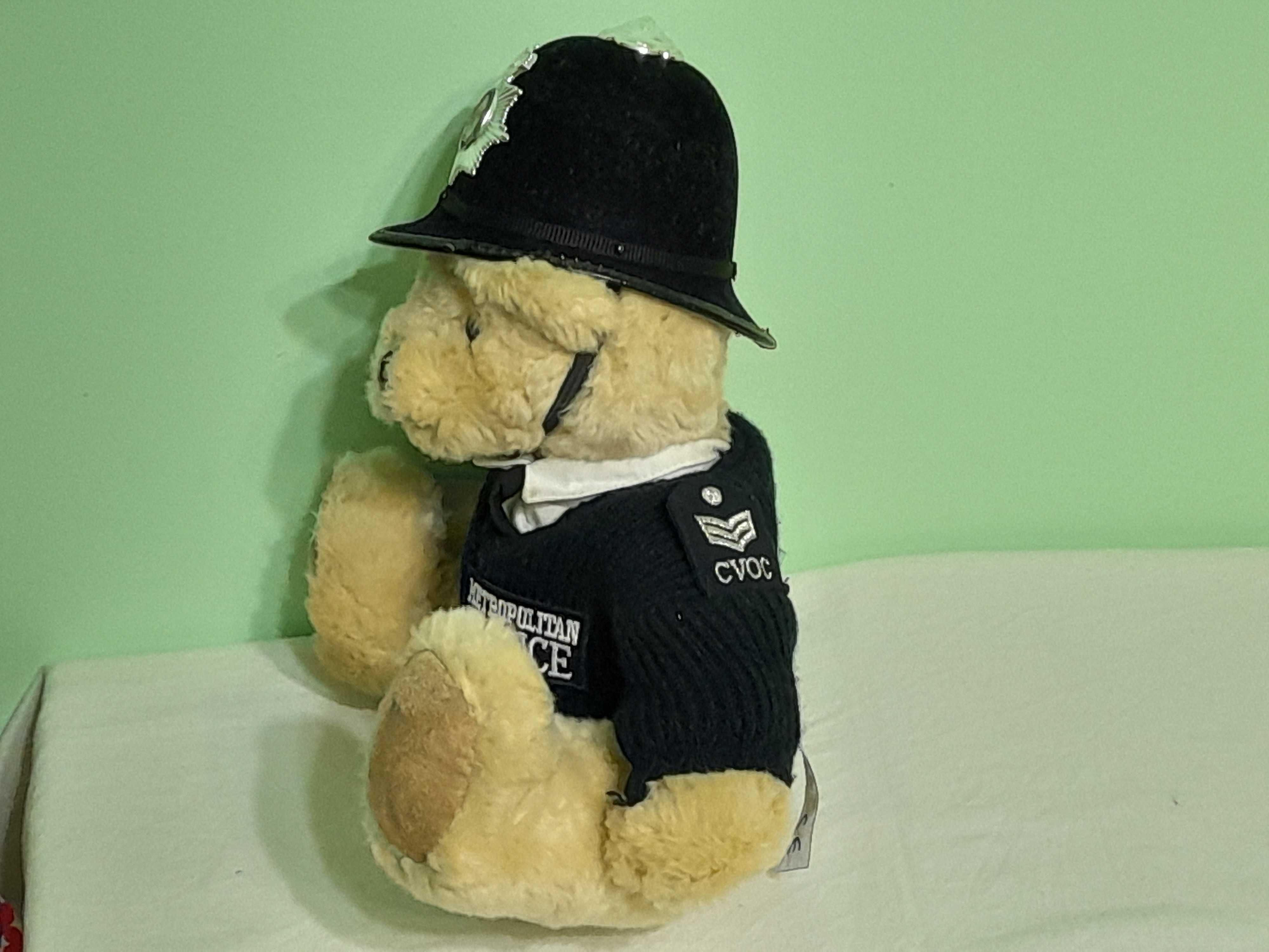 на англ. - Metropolitan Police Bobby Bear