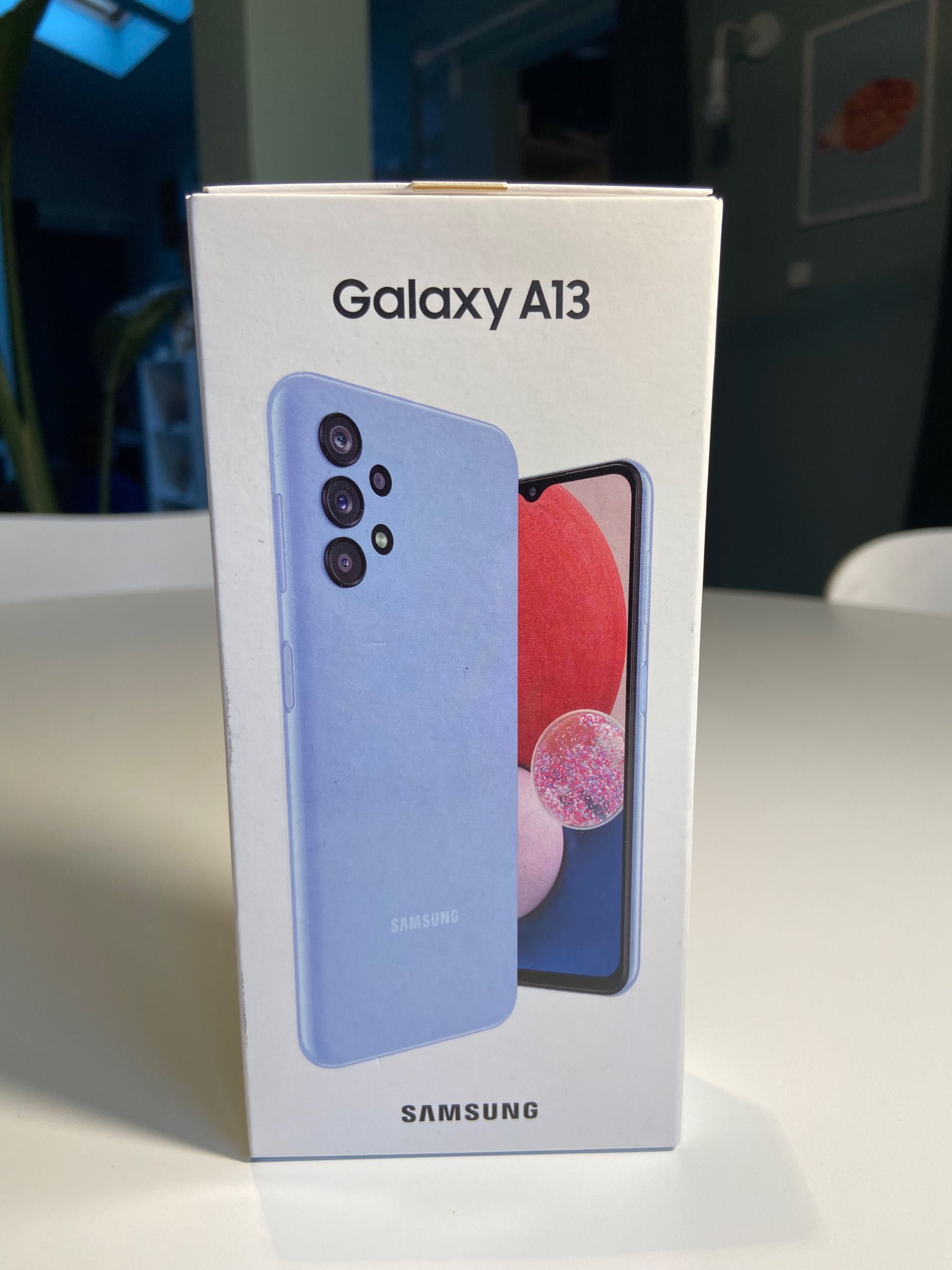 Telefon SAMSUNG Galaxy A13 4/64 niebieski - NOWY
