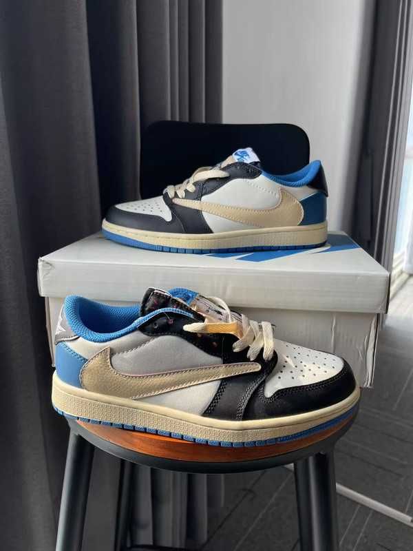 Nowe buty Jordan1_Retro_Low_OG SP_Fragment x_Travis Scott R.41