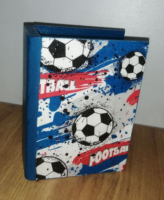 Skarbonka ręcznie wykonana Chłopiec Dziewczynka