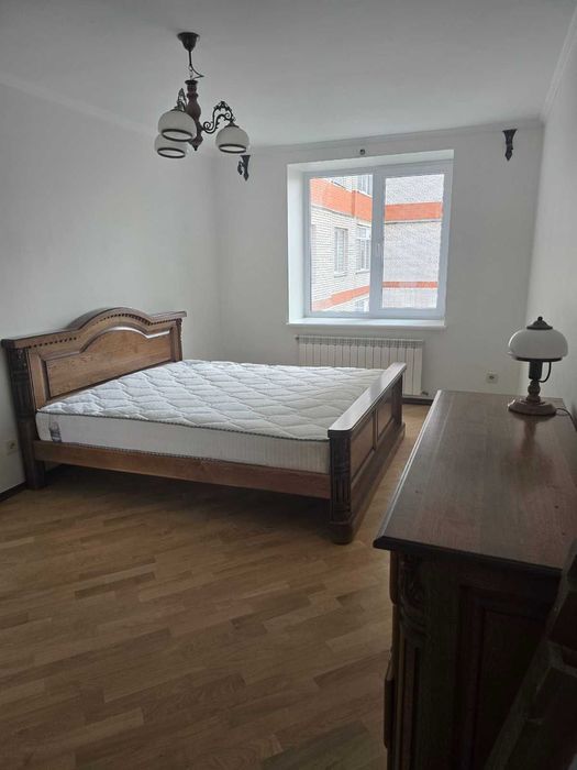 Продаж 2 кім квартири, 70 кв.м., з ремонтом і меблями/Постанова