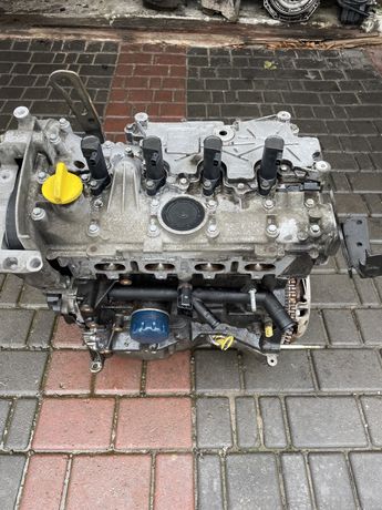 Двигун K4M 812 1.6 16v бензин двигун Renault scenic двигатель