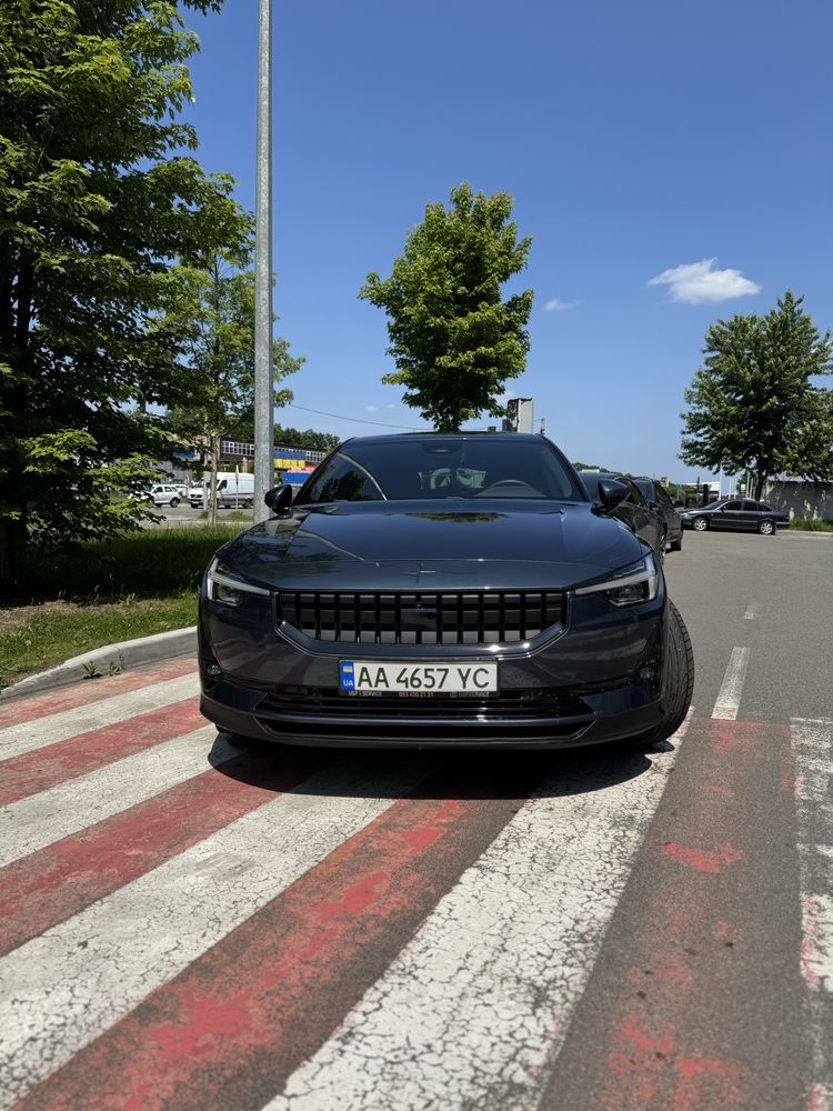 Продаж електрокара Polestar 2