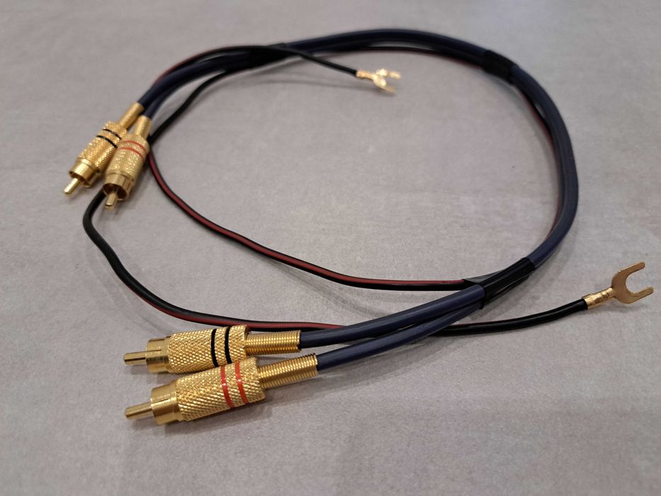 Kabel do gramofonu 2 x RCA cinch, uziemienie, masa, długość 50 cm