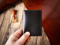 Czarny portfel Bifold, włoska skóra, personalizowany etui na karty