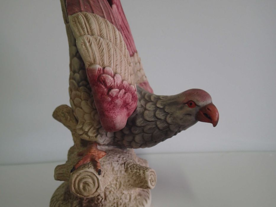 Papagaio em cerâmica, MAGROU
