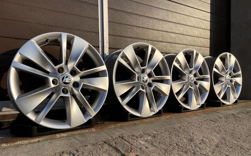 4x felgi aluminiowe 5x112 r18 et45 7J Alufelgi Oryginał Skoda 18”