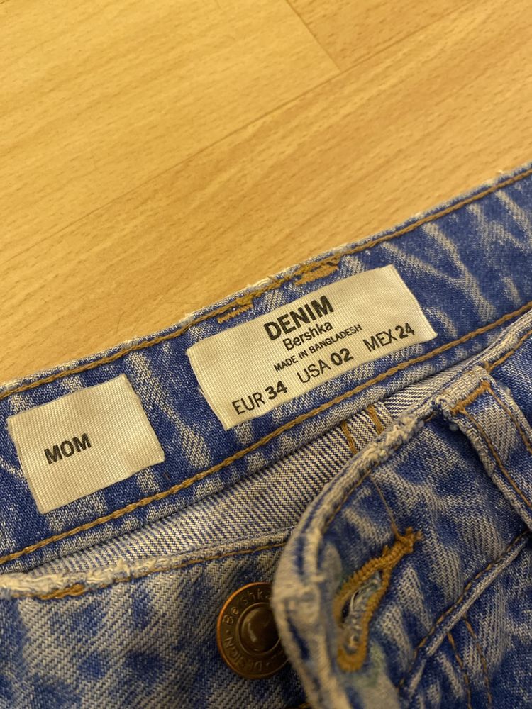 Mom jeans bershka