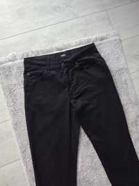 Czarne klasyczne spodnie jeansowe damskie Angels 40