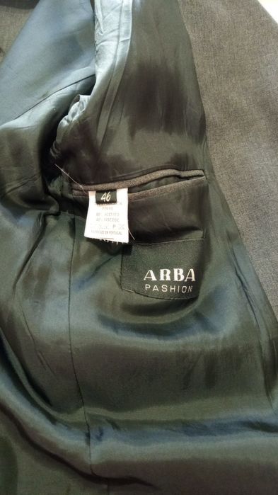 Fato usado mas em bom estado