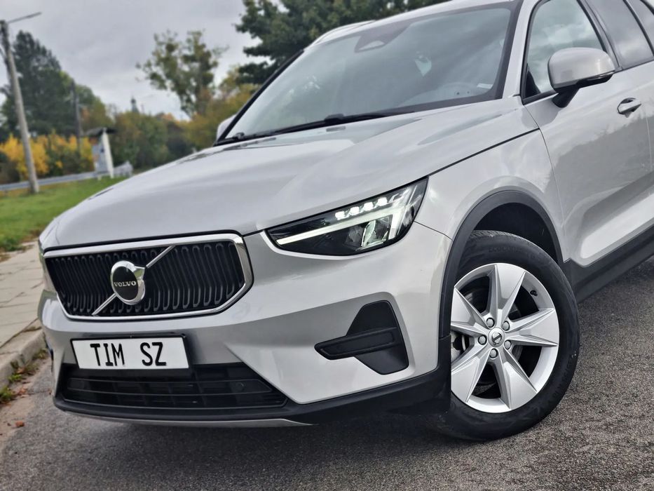 Volvo XC 40 _EUROPA_ 2o23 rok_ Kamera COFANIA__ KeyLess_ B3 163 konie _