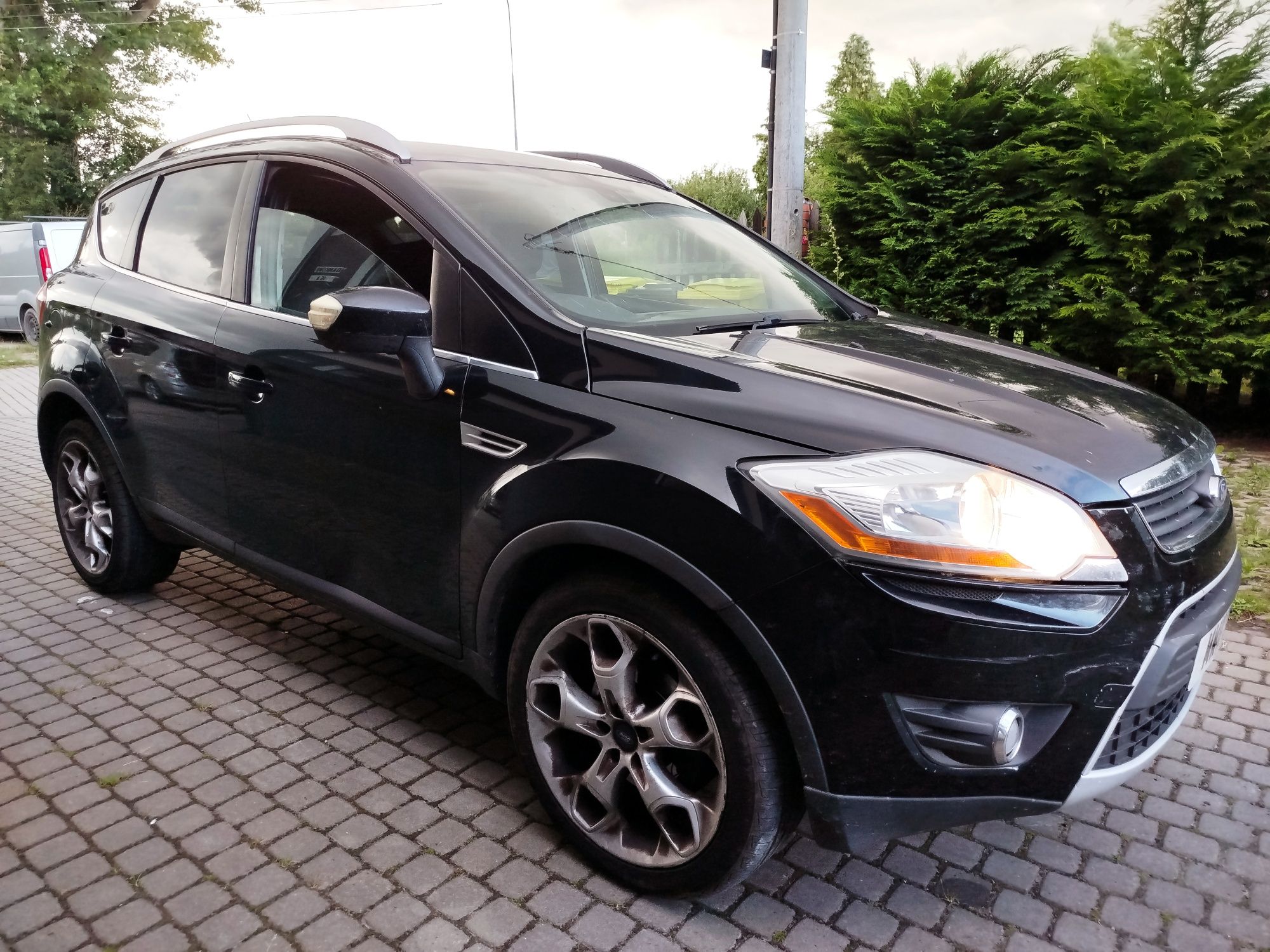 2011 Ford Kuga anglik, 2.0 tdci, V5, mot