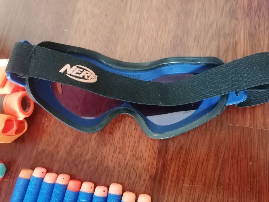 Conjunto Nerf mais óculos