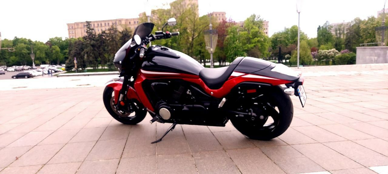 Продам Suzuki boulevard m109r