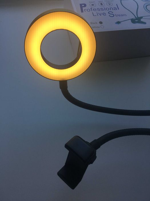 Тримач на прищіпці з підсвічуванням набір для блогера штатив