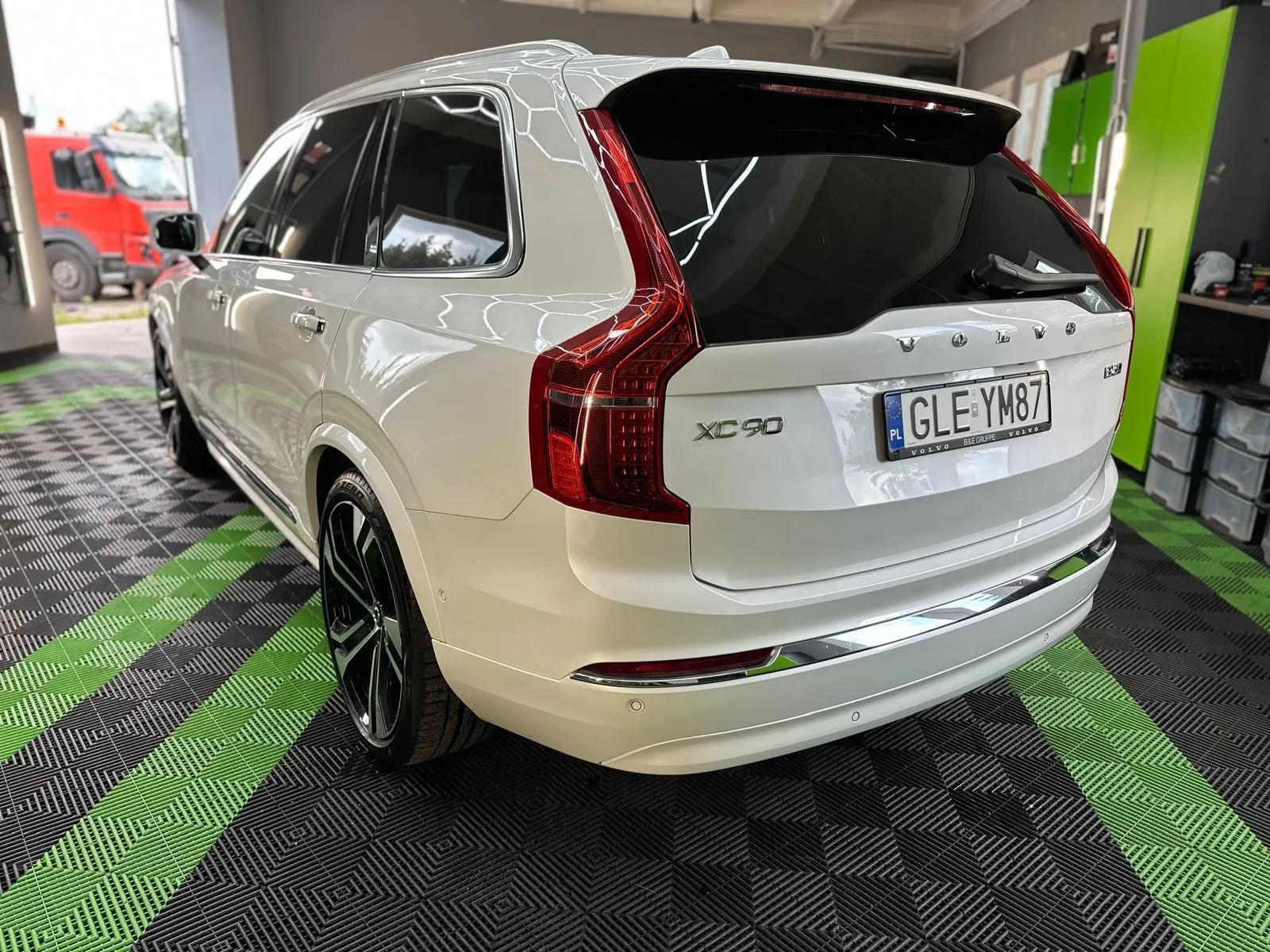 Volvo XC 90 VOLVO XC90 B5 ADW Geartronic Inscription, panorama 7 OS.