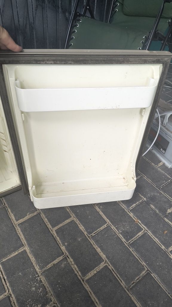Lodówka gaz 220v. 12v obsorbcyjna.