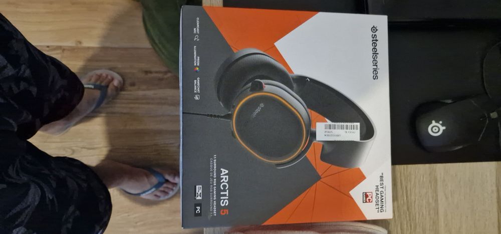 Portátil gaming MSI + headset e rato da steelseries