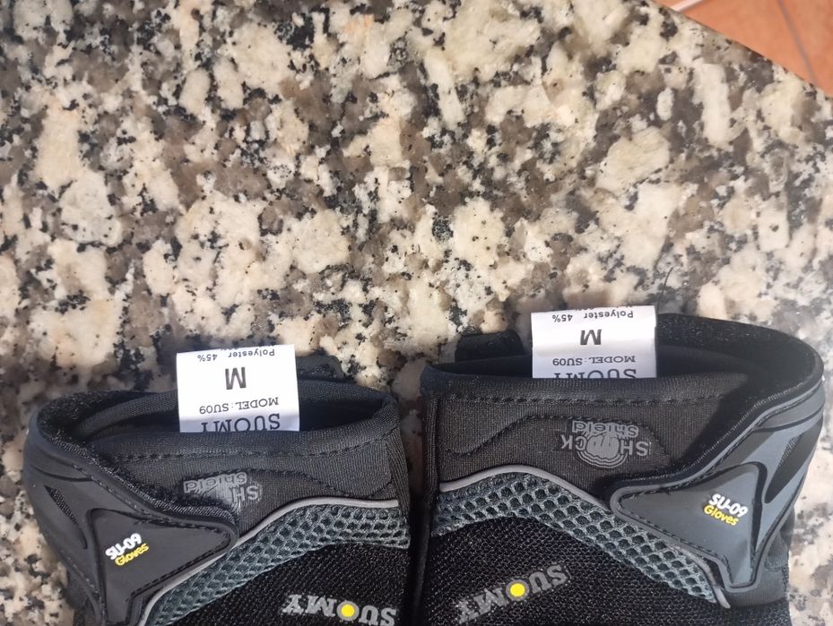 luvas Suomy SU-09