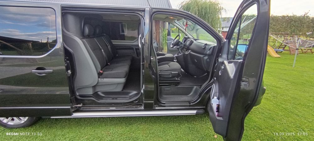 OPEL VIVARO 1.6 CDTI 140 KM 2016r. 5 Osobowy przebieg 222747