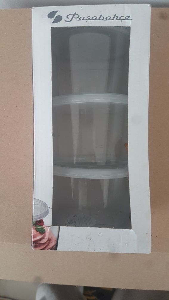 Do kolekcji - komplet szklany pojemników 3 x 220ml