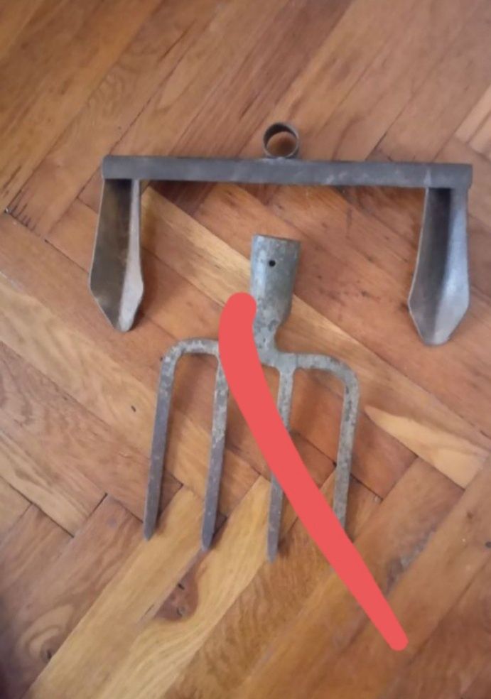 Продам, кирку,коси,граблі та ін.с/г інстр.