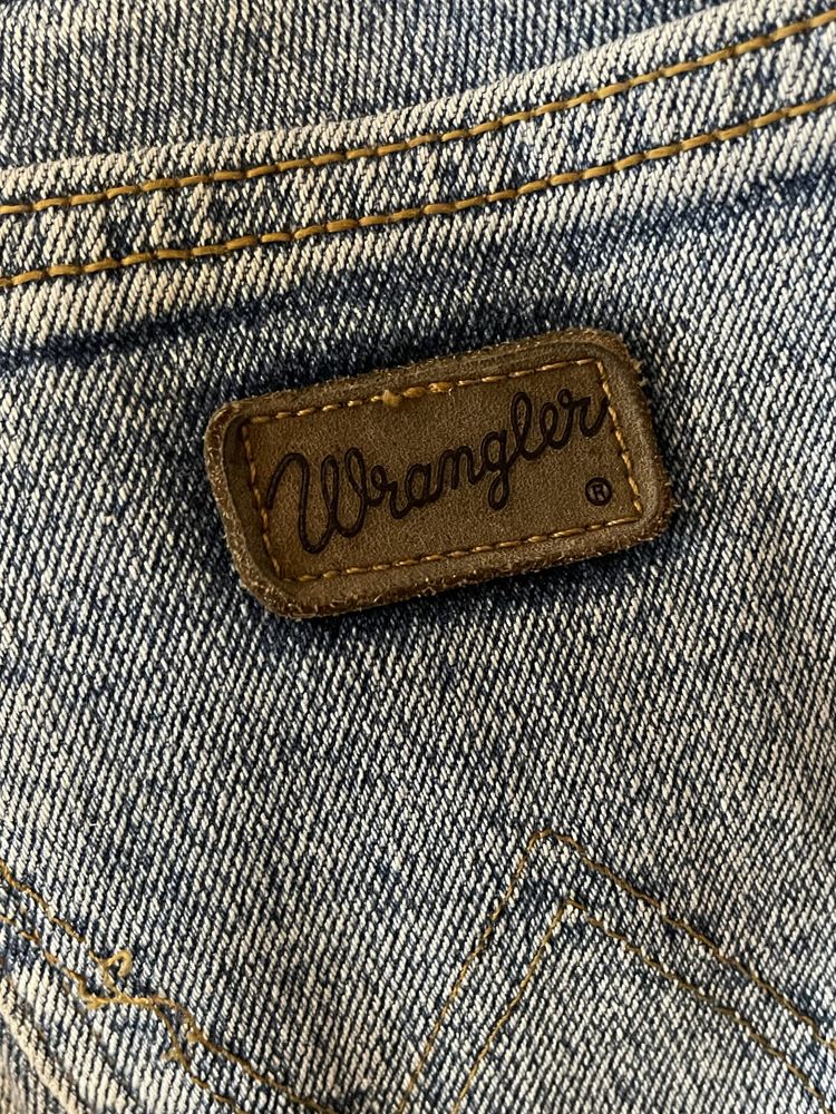 Jeansy / Dżinsy Wrangler z wysokim stanem  r. 36 damskie spodnie