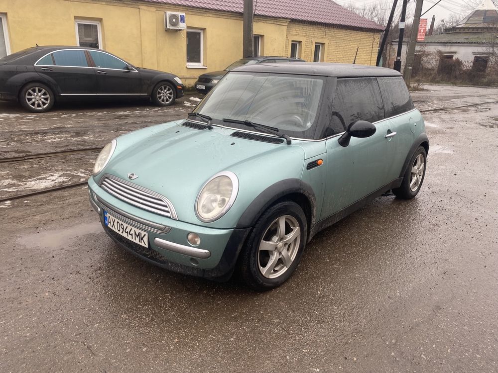 Mini Hatch 2003 1.6 gaz4 avtomat